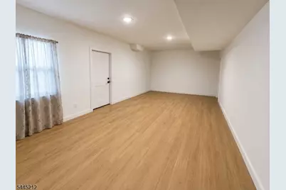 757 Seaport Dr, Elizabeth, NJ 07201 - Photo 4