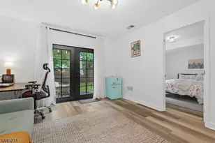 2402 Hamlette Pl, Scotch Plains Township, NJ 07076 - Photo 22