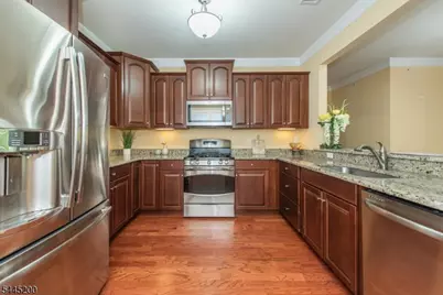 1305 Hale Dr #305, Rockaway Township, NJ 07885 - Photo 6