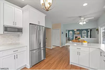 370 Westfield Ave, Clark Township, NJ 07066 - Photo 12
