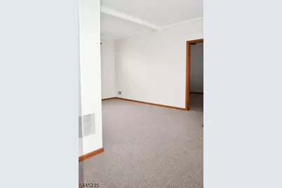 21 Main, Linden, NJ 07036 - Photo 4