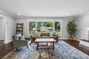 27 Shadowlawn Dr, Livingston, NJ 07039 - Photo 4