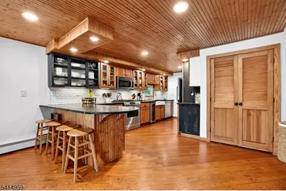 106 Demarest Rd, Bloomingdale, NJ 07403 - Photo 22