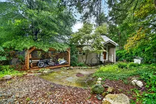 106 Demarest Rd, Bloomingdale, NJ 07403 - Photo 18