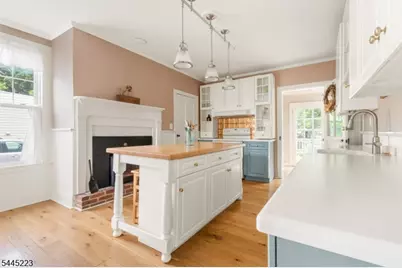 139 Main St, Hampton Boro, NJ 08827 - Photo 8