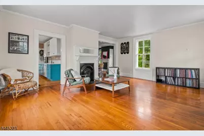 139 Main St, Hampton Boro, NJ 08827 - Photo 2