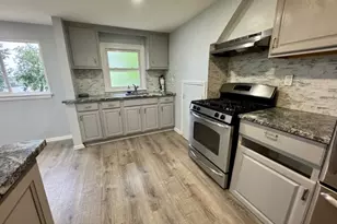 347 E 29th St, Paterson, NJ 07514 - Photo 2