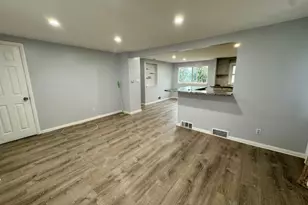 347 E 29th St, Paterson, NJ 07514 - Photo 4