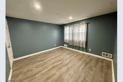 347 E 29th St #2, Paterson, NJ 07514 - Photo 14