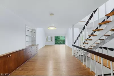 321 N Wyoming Ave #2B, South Orange, NJ 07079 - Photo 1