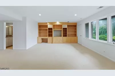 321 N Wyoming Ave #2B, South Orange, NJ 07079 - Photo 30