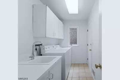 321 N Wyoming Ave #2B, South Orange, NJ 07079 - Photo 14