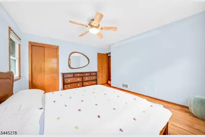 20 Glenwood Ter, Clark Township, NJ 07066 - Photo 12