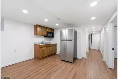 183 Graham Ave, Paterson, NJ 07508 - Photo 22