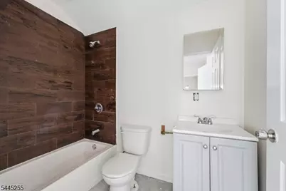 183 Graham Ave, Paterson, NJ 07508 - Photo 20