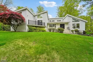 8 Union Hill Rd, Denville, NJ 07834 - Photo 1