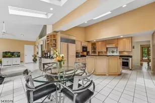 8 Union Hill Rd, Denville, NJ 07834 - Photo 12