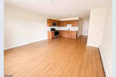 40 Watchung Ave #7, Belleville, NJ 07109 - Photo 8