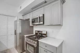 500 S 18th St Apt, Newark, NJ 07103 - Photo 2