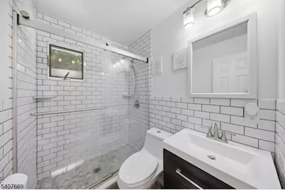27 Jefferson Ter, Ogdensburg, NJ 07439 - Photo 18