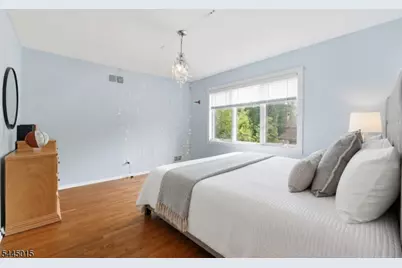 8 N Bayard Ln, Mahwah, NJ 07430 - Photo 30