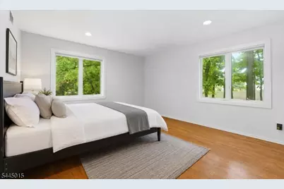 8 N Bayard Ln, Mahwah, NJ 07430 - Photo 24