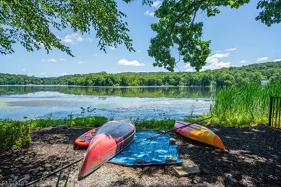 10 Indian Trail Rd, Randolph Township, NJ 07869 - Photo 8