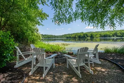 10 Indian Trail Rd, Randolph Township, NJ 07869 - Photo 10