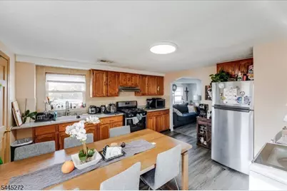 327 Stover Ave, North Arlington, NJ 07031 - Photo 14