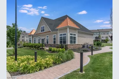 21 Peckwell St, Mount Olive, NJ 07828 - Photo 14