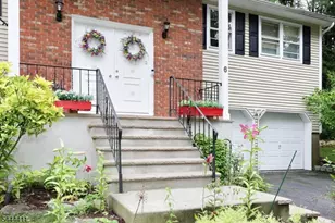 6 Cooper Dr, Wanaque, NJ 07465 - Photo 2