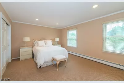 34 Parkview Dr, Roxbury Township, NJ 07876 - Photo 28