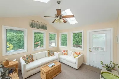 34 Parkview Dr, Roxbury Township, NJ 07876 - Photo 22