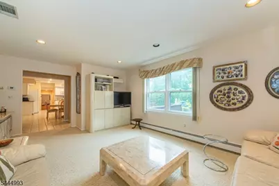34 Parkview Dr, Roxbury Township, NJ 07876 - Photo 14