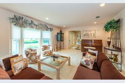 34 Parkview Dr, Roxbury Township, NJ 07876 - Photo 16