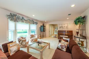 34 Parkview Dr, Roxbury Township, NJ 07876 - Photo 16