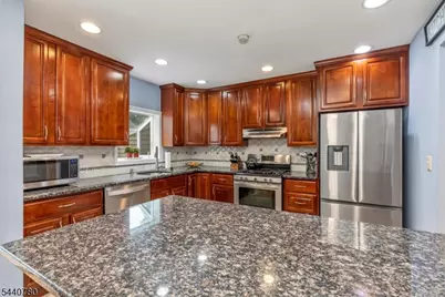 2104 Shady Ln, Scotch Plains Township, NJ 07076 - Photo 18