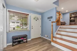 2104 Shady Ln, Scotch Plains Township, NJ 07076 - Photo 2