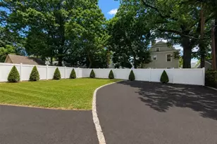 337 S Clinton St, East Orange, NJ 07018 - Photo 2