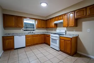 26-28 Mt Pleasant Ave, Newark, NJ 07104 - Photo 4