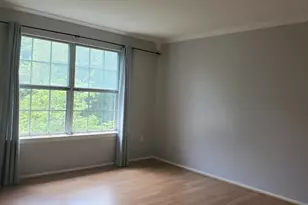 133 Rachel Ct, Franklin Township, NJ 08823 - Photo 6