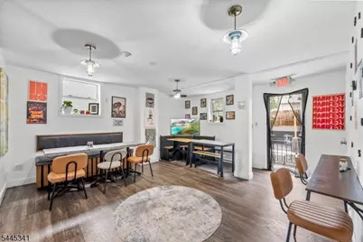 80 Mallory Ave, Jersey City, NJ 07304 - Photo 14