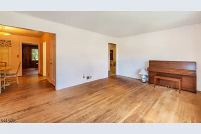 43 Alexander Ave, Madison, NJ 07940 - Photo 4