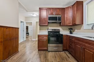 197 Hollywood Ave, East Orange, NJ 07018 - Photo 14