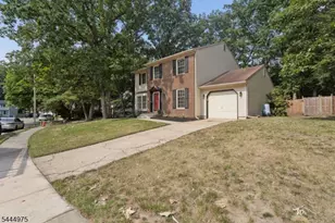 12 Shadow Oak Ct, Mount Laurel Twp., NJ 08054 - Photo 2