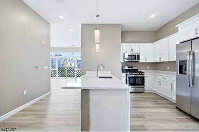 271 Millburn Ave #2B, Millburn, NJ 07041 - Photo 6