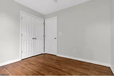533 S 10th St, Newark, NJ 07103 - Photo 16