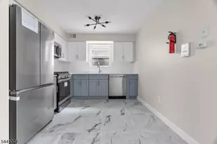 533 S 10th St, Newark, NJ 07103 - Photo 6