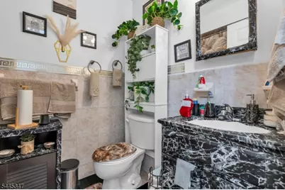 533 S 10th St, Newark, NJ 07103 - Photo 44