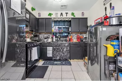 533 S 10th St, Newark, NJ 07103 - Photo 36